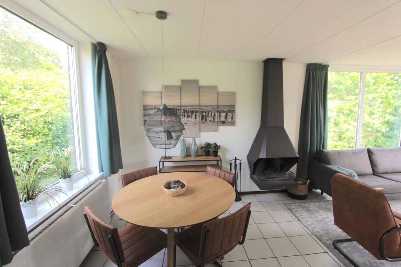 Bungalows - Bungalowpark Mooyeveld - Uniek Gelegen In De Duinen! Егмонт-Бинен Стая снимка