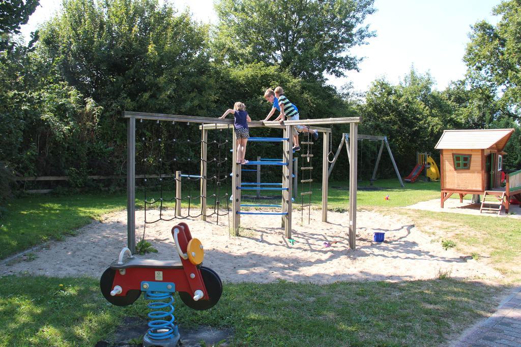 Bungalows - Bungalowpark Mooyeveld - Uniek Gelegen In De Duinen! Егмонт-Бинен Екстериор снимка