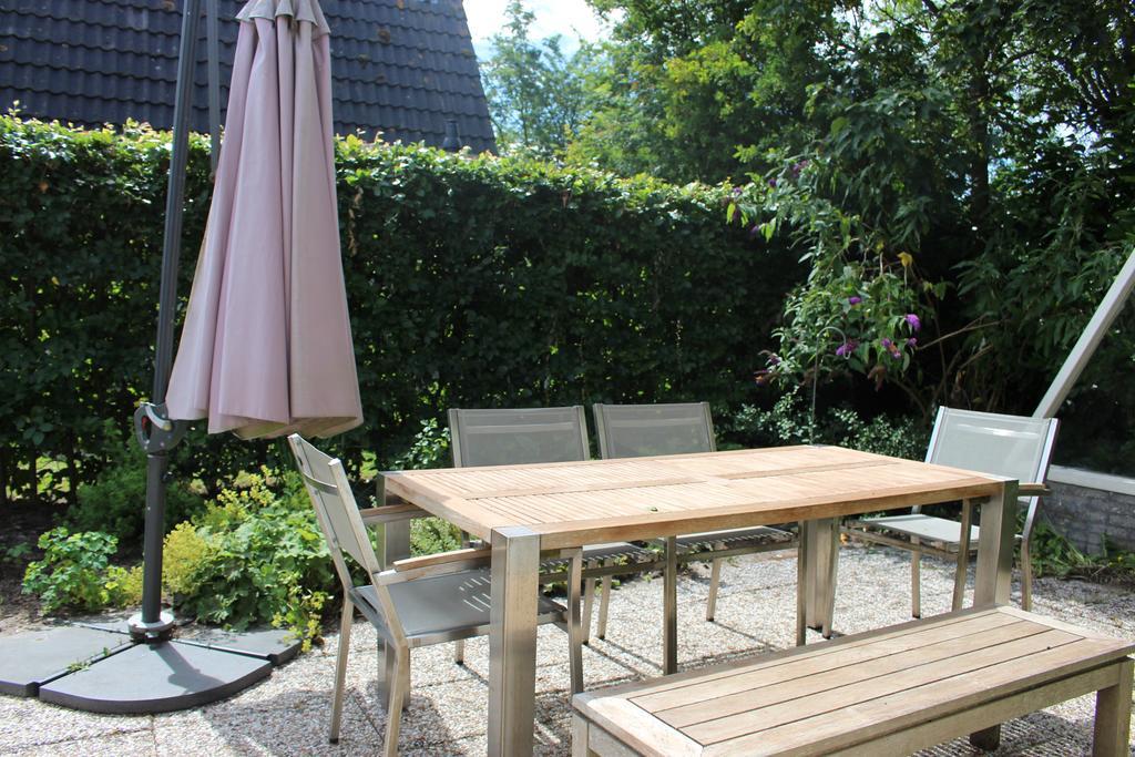 Bungalows - Bungalowpark Mooyeveld - Uniek Gelegen In De Duinen! Егмонт-Бинен Стая снимка