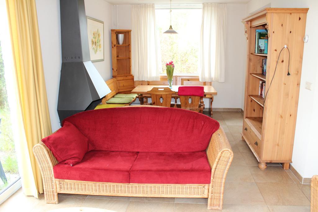 Bungalows - Bungalowpark Mooyeveld - Uniek Gelegen In De Duinen! Егмонт-Бинен Стая снимка