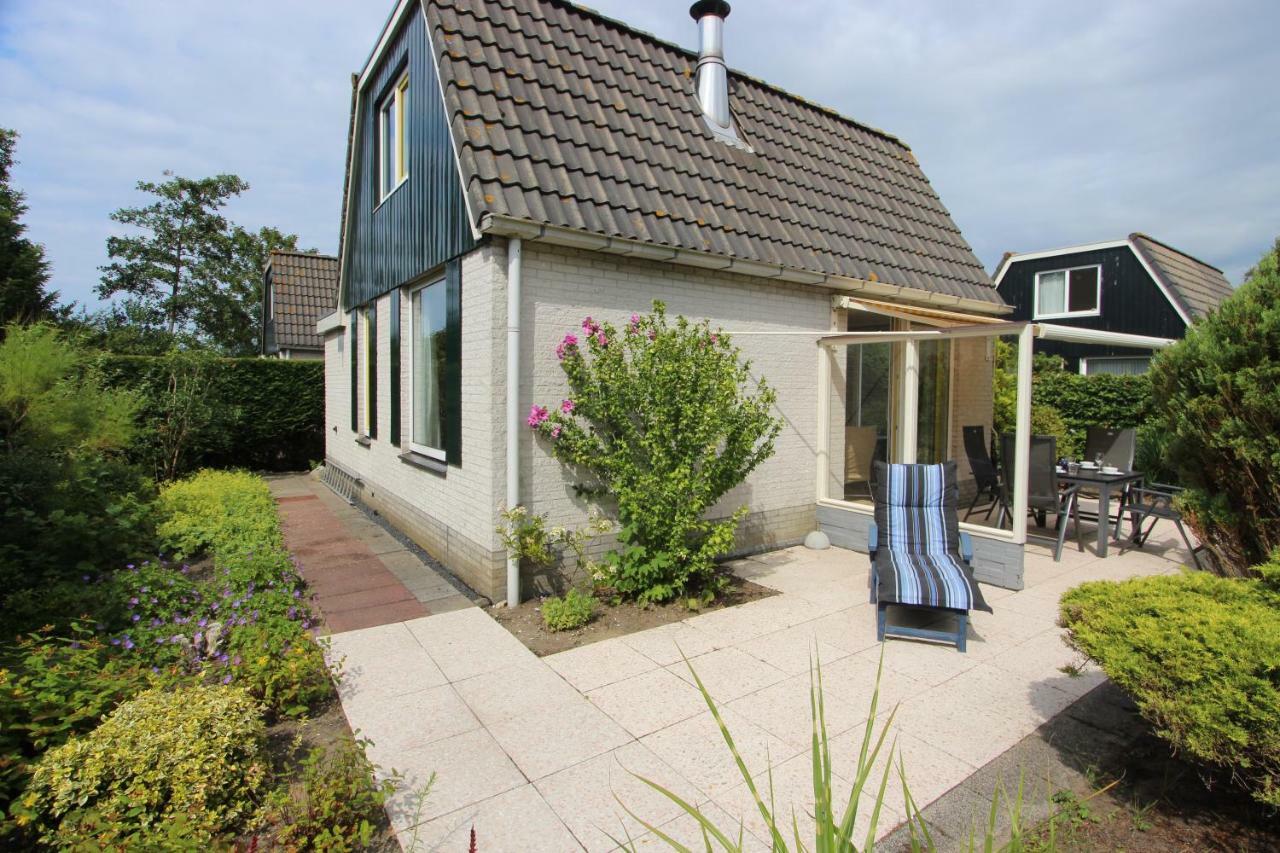 Bungalows - Bungalowpark Mooyeveld - Uniek Gelegen In De Duinen! Егмонт-Бинен Стая снимка